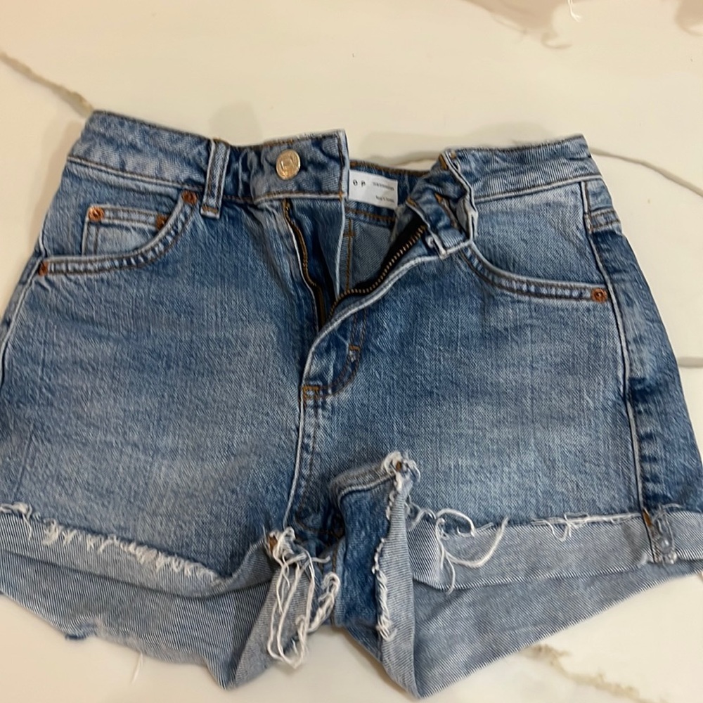 TOPSHOP MOM denim shorts